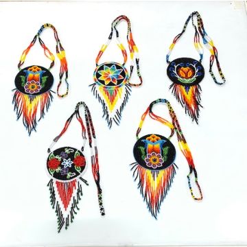 MEDALLION NECKLACE