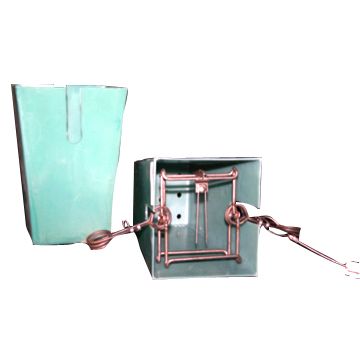 PLASTIC MARTEN TRAP BOX