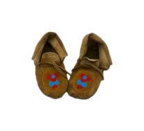 SLIPPERS- BLUE/ RED BERRIES